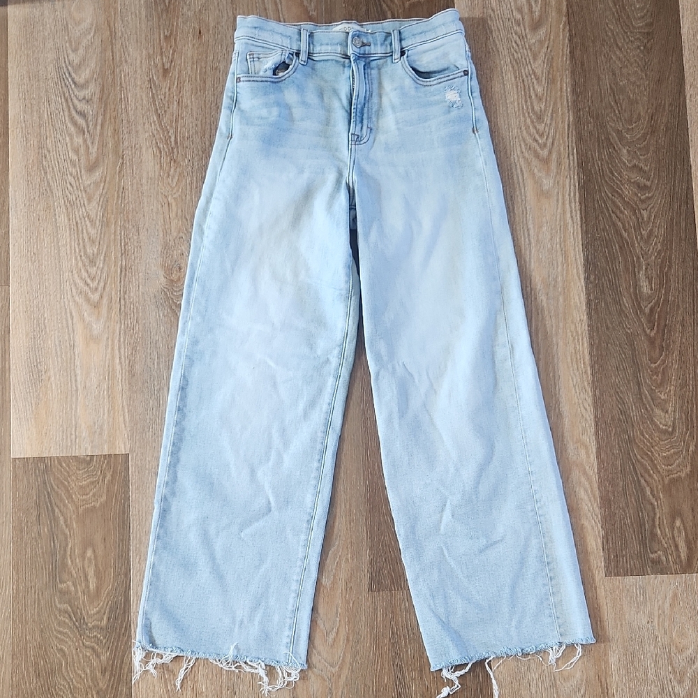 Hidden Wide Leg Jeans Size 28